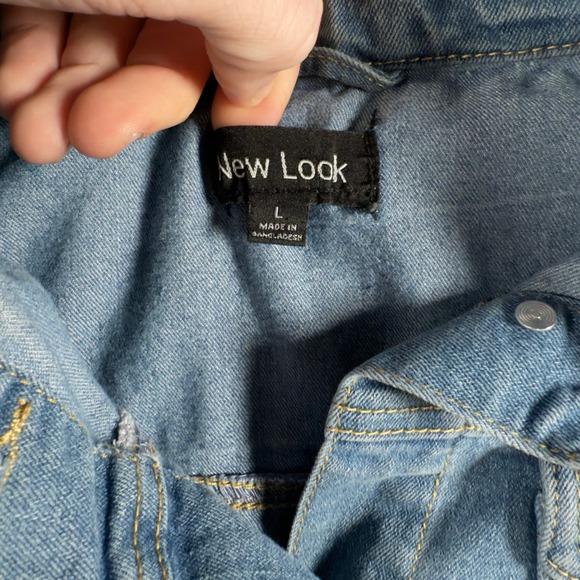 New Look Womens Medium Wash Blue Denim Trucker Jacket Size L Long Sleeve Button - Picture 3 of 6